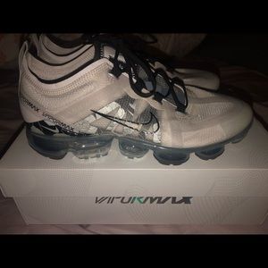 Barley worn Nike Vapormax!
